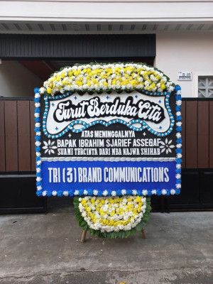 Papan Bunga Duka di Belian